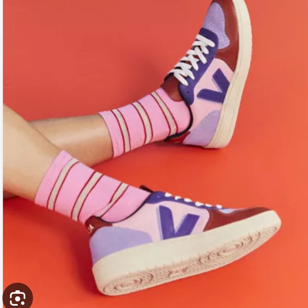 Veja Purple and Pink Sneakers Classic Tennis Style